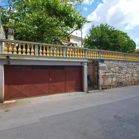 Ferienwohnung Fuer 4 Personen Ca 60 Qm In Pula, Istrien Istrische Riviera - B52736